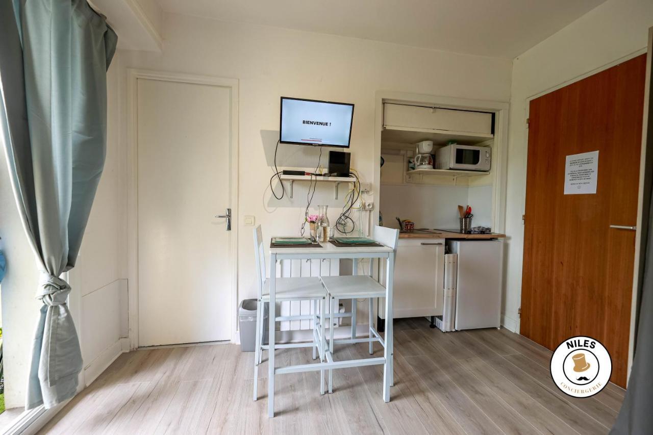 Au Petit Repere Palois -Studio - Centre Ville-Balcon-Wifi Fibre Pau Eksteriør billede